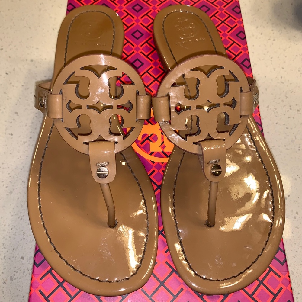 Sand Tory Burch sandals